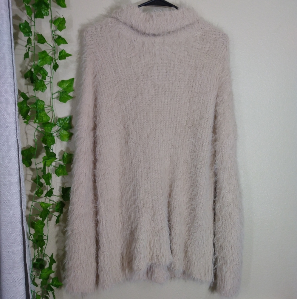 Express sweater medium - Picture 4 of 6